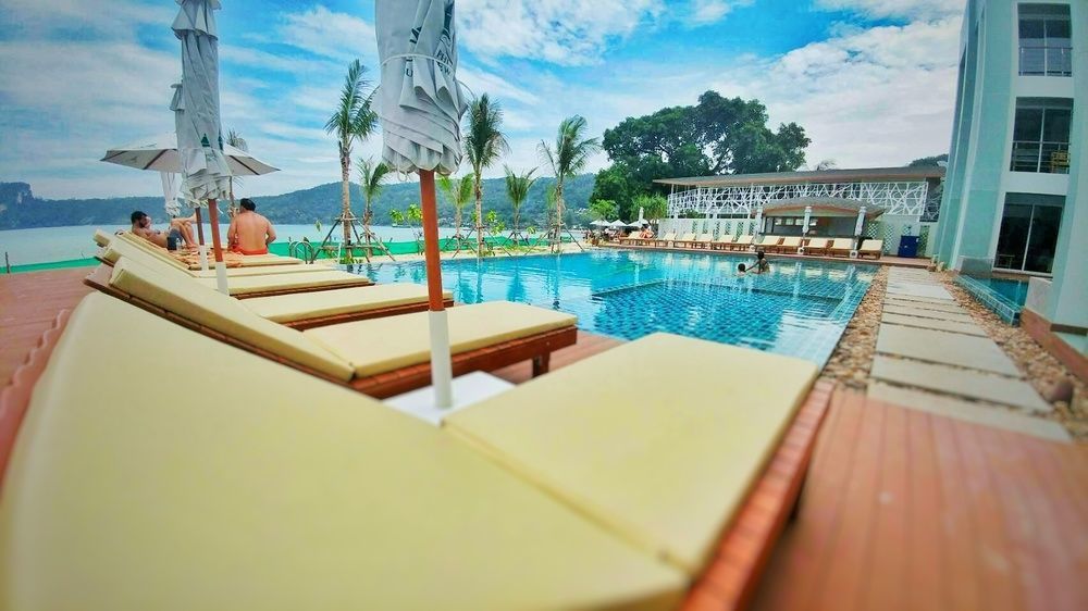 Phi Phi Harbour View Hotel-Sha Extra Plus Dış mekan fotoğraf